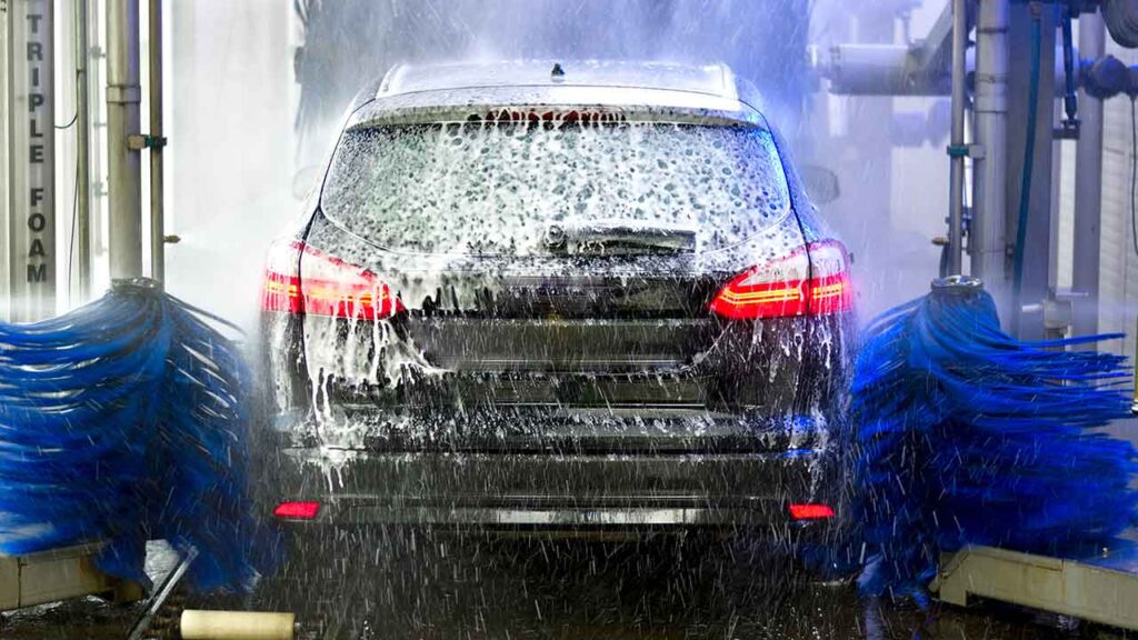 The Top 10 Mistakes to Avoid When Choosing a Professional Car Wash Service